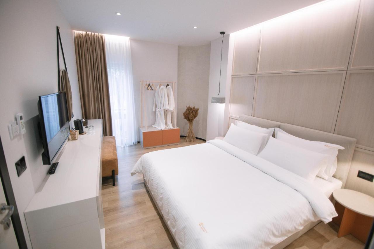 Boulevard Boutique Aparthotel Korce Eksteriør billede