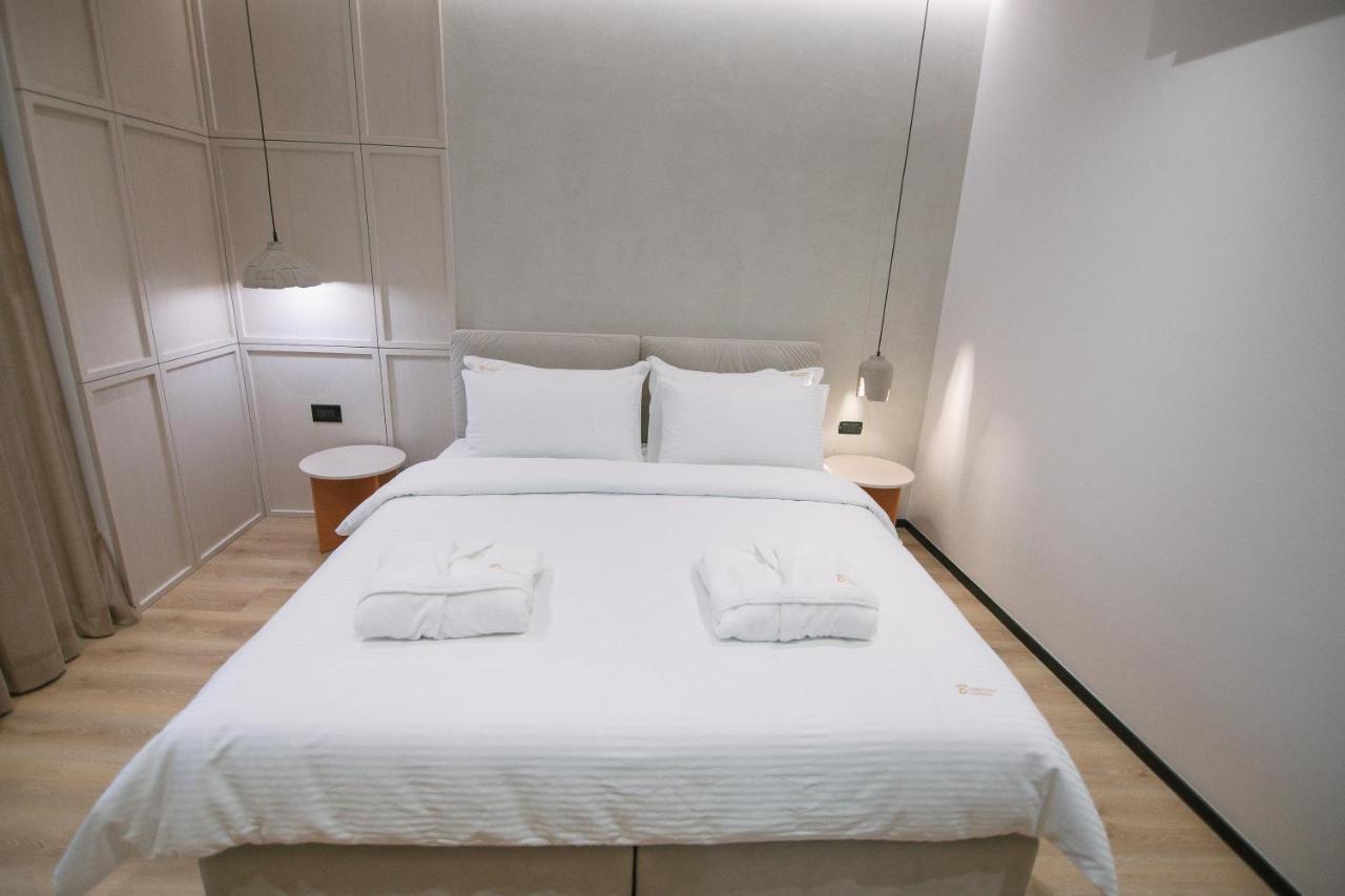 Boulevard Boutique Aparthotel Korce Eksteriør billede